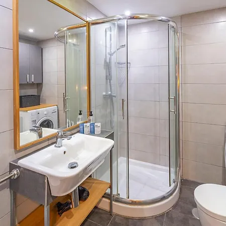 Golden Mile Getaway, Garden View, Pool & Comfort Marbella